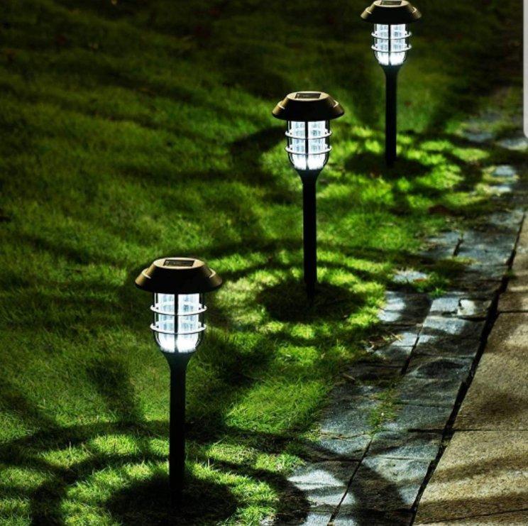 Šest solarnih lampi za ulepšavanje dvorišta