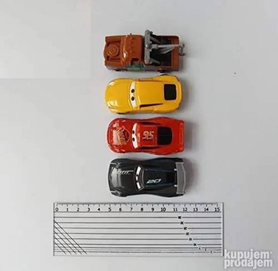 Cars set od šest plastičnih autića za igru