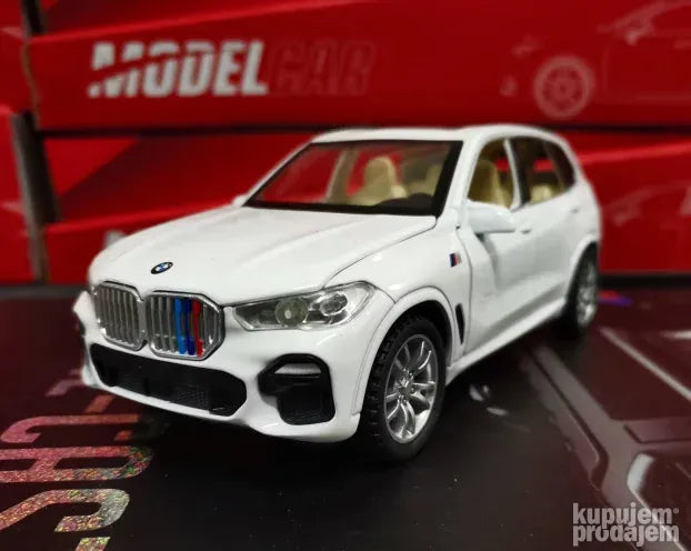 Die-cast BMW X5 beli, razmera 1:32, do 20 cm