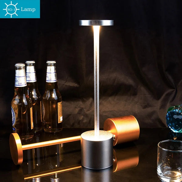 Bežična LED stona lampa 5000 mAh sa 3 boje svetla