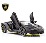 Aventador u malom sa zvukom motora