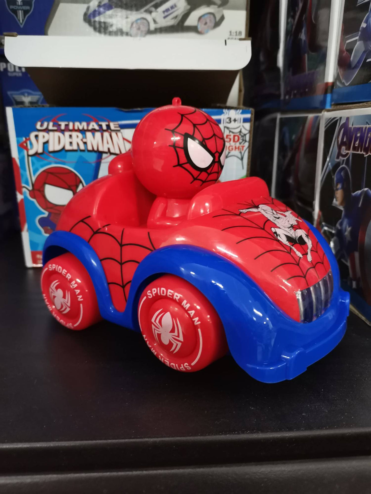 Spiderman autić sa svetlom i zvukom, dužina 15 cm