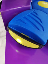 Phlat Ball, disk koji se u letu pretvara u loptu, plavi