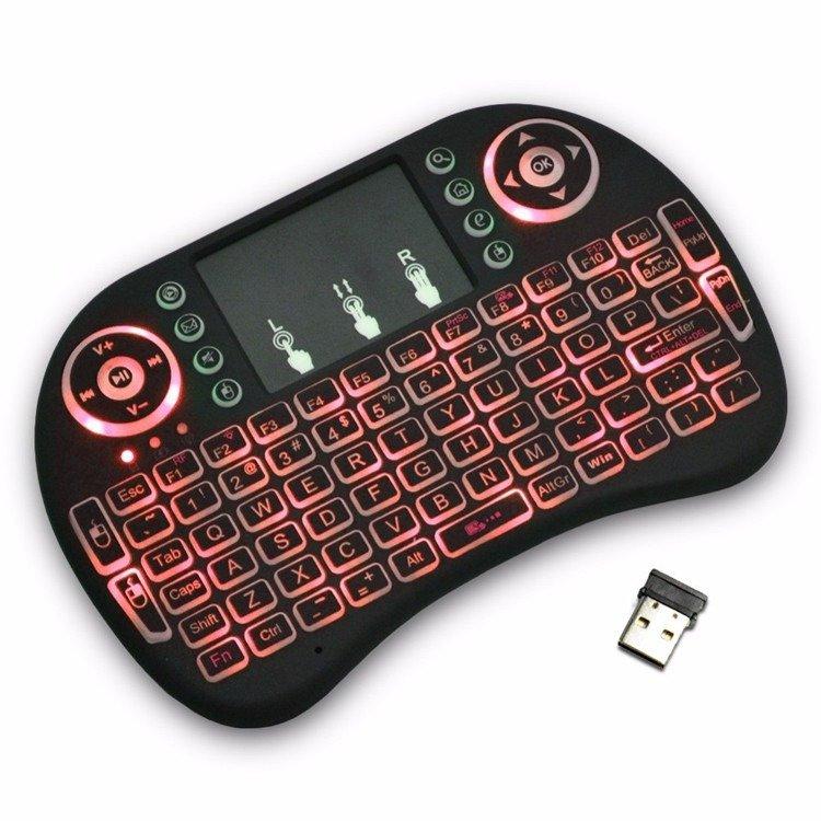 Bežična mini tastatura sa funkcijom miša i RGB svetlom