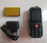 Izdržljivi telefon Q6 sa 2 SIM i srpskim menijem