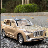 Die-cast BMW X7 zlatni, dužina 22 cm, sa svetlima