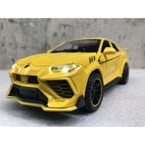 Metalni Lamborghini Urus, razmera 1:32, sa zvukom motora