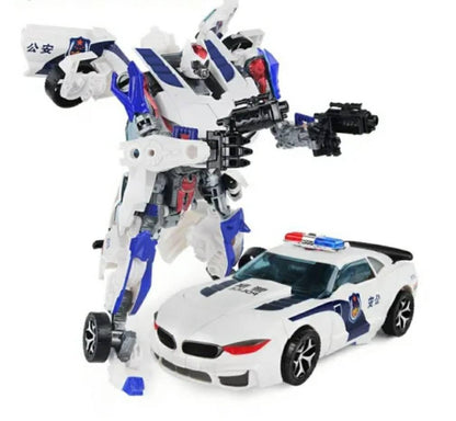 Robot transformise se u auto  - Robot transformise se u auto