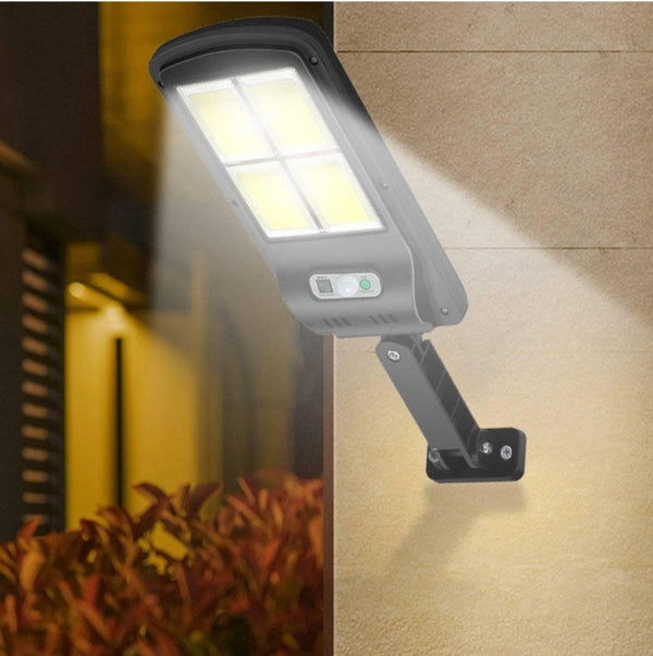 Zidna solarna lampa za dvorište sa šrafovima