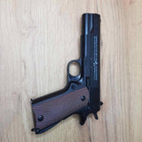 Airsoft replika na oprugu težine 390 grama