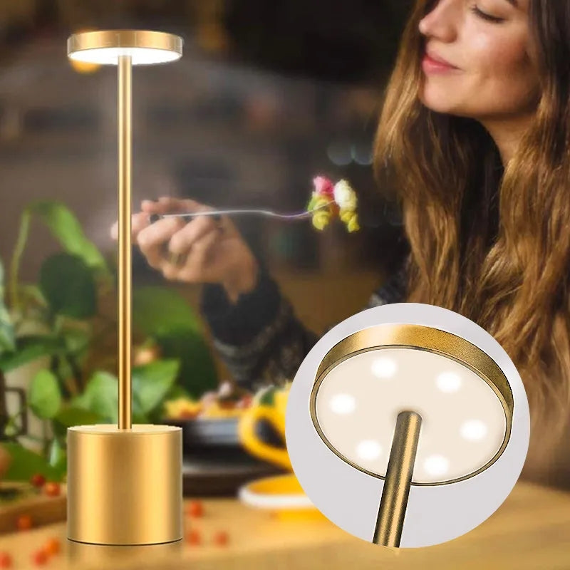 Bežična LED stona lampa 5000 mAh sa 3 boje svetla – slika 3