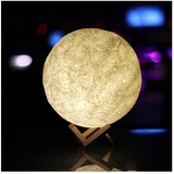 3D lampa mesec sa dodirom i USB punjenjem
