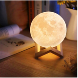 3D lampa mesec sa dodirom i USB punjenjem