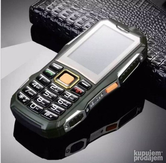 Land Rover mobilni telefon, dual SIM, 2800 mAh