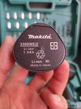 12 V alat za bušenje i zavrtanje uz dve baterije