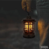 Punjiva kamperska lampa sa metalnom kukom