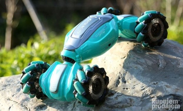 RC automobil sa upravljanjem pokretom ruke