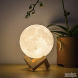 3D lampa mesec sa dodirom i USB punjenjem