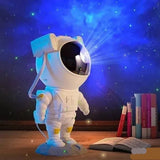 Svemirski sjaj uz astronautski projektor