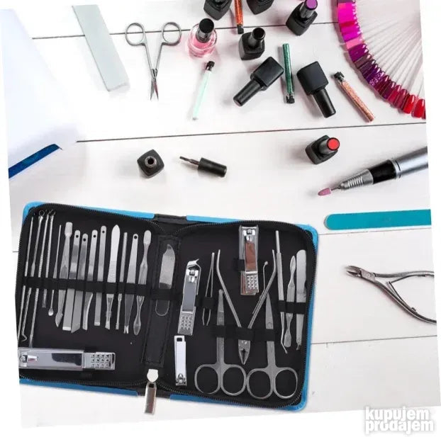 Set za manikir i pedikir u torbici, 26 delova