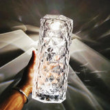Stona lampa sa kristalima i promenom boje na dodir