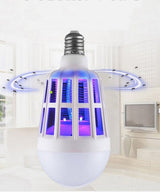 LED sijalica sa funkcijom hvatanja insekata
